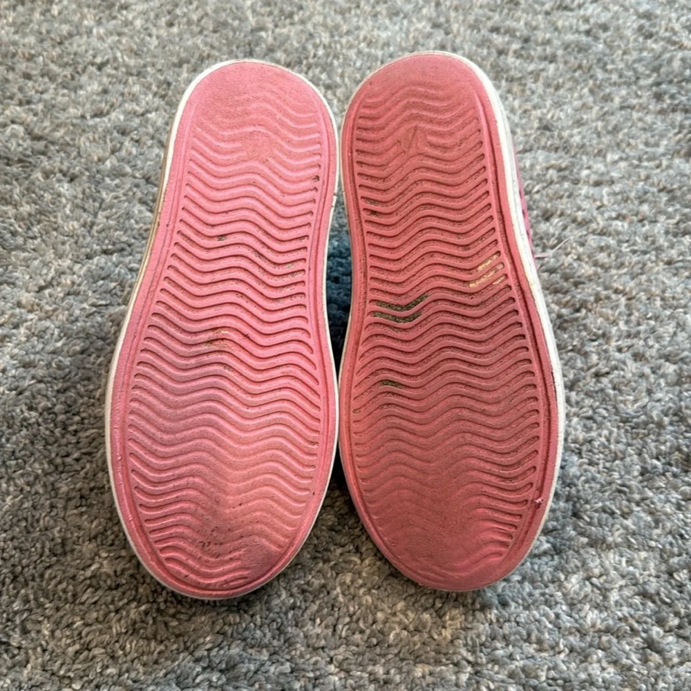 Skechers guzman foamies